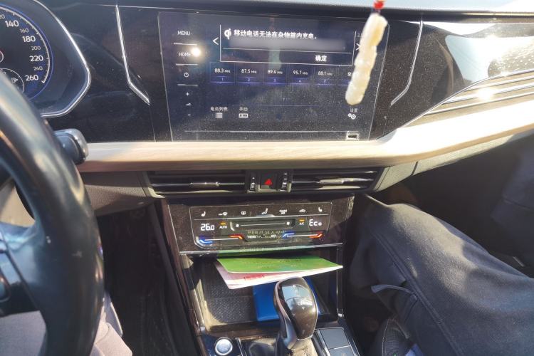 Used Volkswagen Passat New Energy 2020 430 PHEV Hybrid Luxury Edition China VI Standard Audio And AC Panel