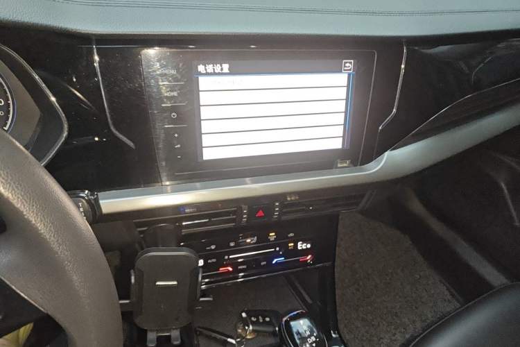 Used Volkswagen Passat New Energy 2020 430 PHEV Hybrid Elite Edition China VI Standard Audio And AC Panel