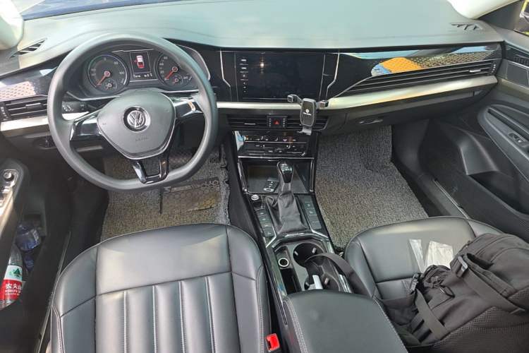 Used Volkswagen Passat New Energy 2020 430 PHEV Hybrid Elite Edition China VI Standard Center Console