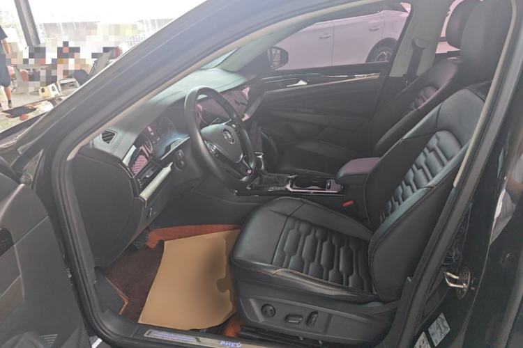 Used Volkswagen Passat New Energy 2020 430 PHEV Hybrid Elite Edition China VI Standard Driver Seat