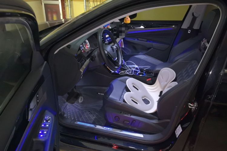 Used Volkswagen Passat New Energy 2020 430 PHEV Hybrid Luxury Edition China VI Standard Driver Seat