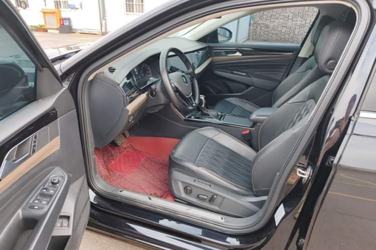 Used Volkswagen Passat New Energy 2020 430 PHEV Hybrid Luxury Edition China VI Standard Driver Seat
