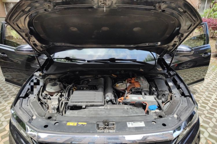 Used Volkswagen Passat New Energy 2020 430 PHEV Hybrid Elite Edition China V Standard Engine Bay