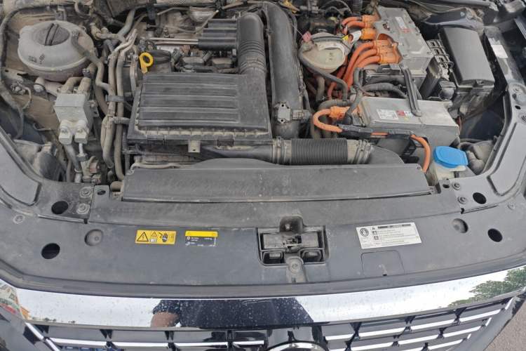 Used Volkswagen Passat New Energy 2020 430 PHEV Hybrid Luxury Edition China VI Standard Engine Bay