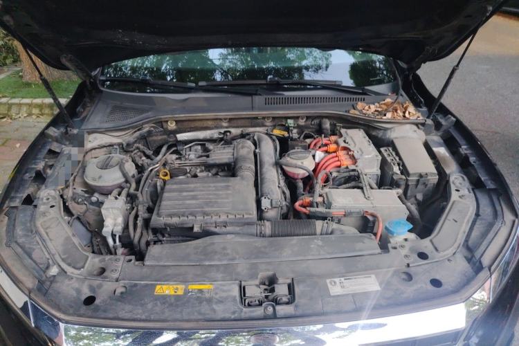 Used Volkswagen Passat New Energy 2020 430 PHEV Hybrid Elite Edition China VI Standard Engine Bay
