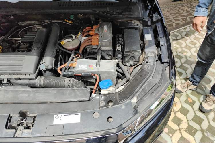 Used Volkswagen Passat New Energy 2020 430 PHEV Hybrid Elite Edition China V Standard Engine Bay Left