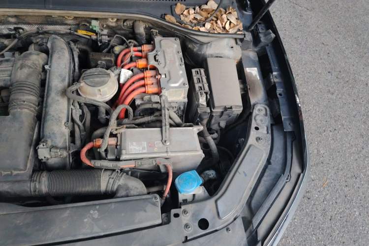 Used Volkswagen Passat New Energy 2020 430 PHEV Hybrid Elite Edition China VI Standard Engine Bay Left