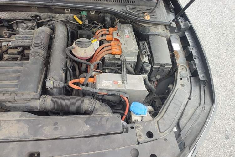 Used Volkswagen Passat New Energy 2020 430 PHEV Hybrid Elite Edition China VI Standard Engine Bay Left
