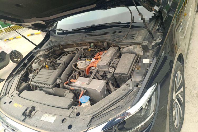 Used Volkswagen Passat New Energy 2020 430 PHEV Hybrid Luxury Edition China VI Standard Engine Bay Left