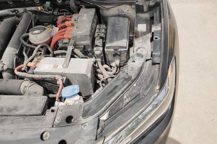 Used Volkswagen Passat New Energy 2020 430 PHEV Hybrid Elite Edition China VI Standard Engine Bay Left