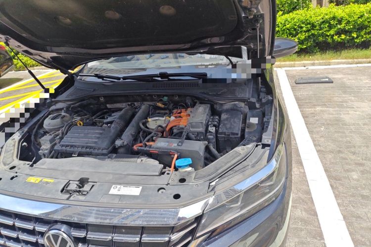 Used Volkswagen Passat New Energy 2020 430 PHEV Hybrid Elite Edition China VI Standard Engine Bay Left