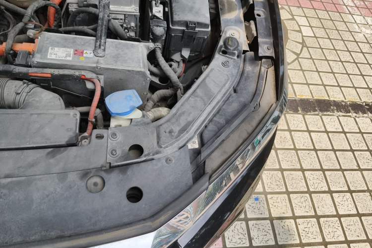 Used Volkswagen Passat New Energy 2020 430 PHEV Hybrid Elite Edition China VI Standard Engine Bay Left