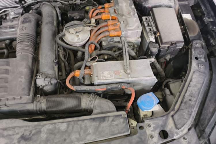 Used Volkswagen Passat New Energy 2020 430 PHEV Hybrid Luxury Version China V Standard Engine Bay Left
