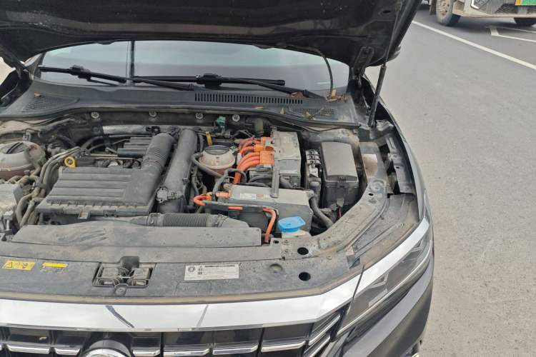 Used Volkswagen Passat New Energy 2020 430 PHEV Hybrid Elite Edition China VI Standard Engine Bay Left
