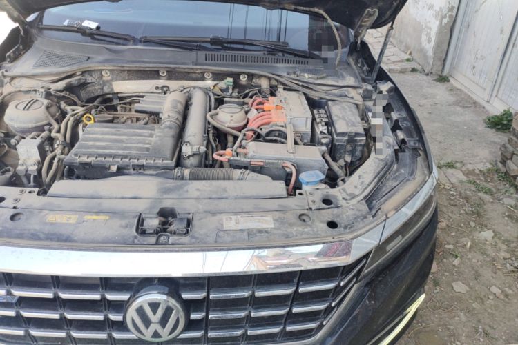 Used Volkswagen Passat New Energy 2020 430 PHEV Hybrid Luxury Edition China VI Standard Engine Bay Left