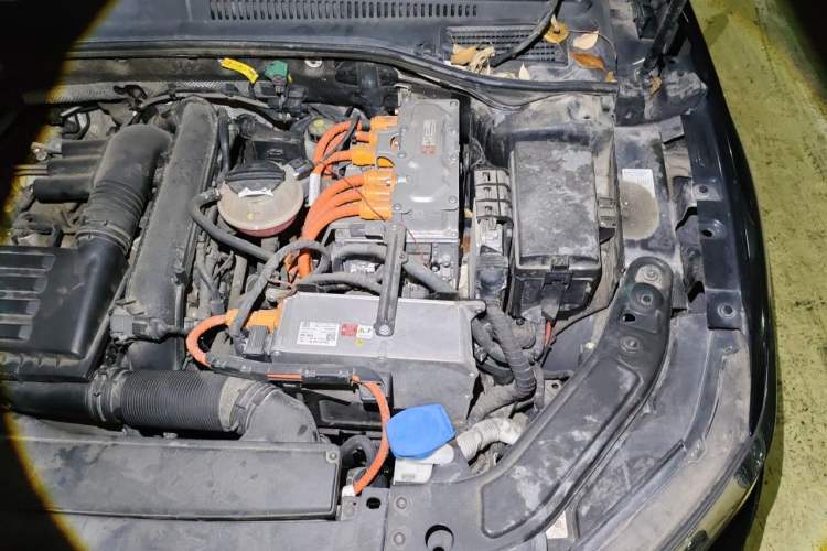 Used Volkswagen Passat New Energy 2020 430 PHEV Hybrid Elite Edition China VI Standard Engine Bay Left