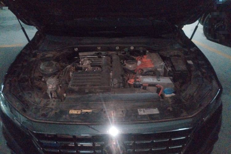 Used Volkswagen Passat New Energy 2020 430 PHEV Hybrid Luxury Edition China VI Standard Engine Bay