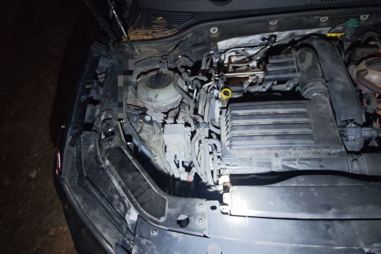 Used Volkswagen Passat New Energy 2020 430 PHEV Hybrid Elite Edition China VI Standard Engine Bay Right
