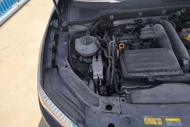 Used Volkswagen Passat New Energy 2020 430 PHEV Hybrid Luxury Edition China VI Standard Engine Bay Right