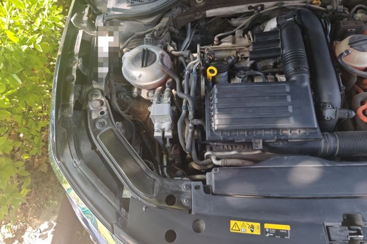 Used Volkswagen Passat New Energy 2020 430 PHEV Hybrid Elite Edition China VI Standard Engine Bay Right