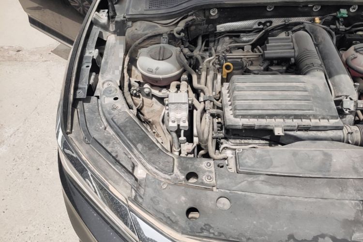 Used Volkswagen Passat New Energy 2020 430 PHEV Hybrid Elite Edition China VI Standard Engine Bay Right