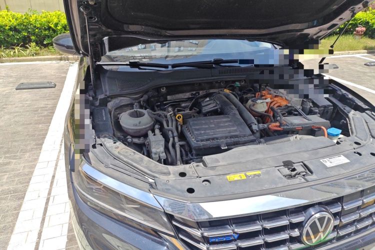 Used Volkswagen Passat New Energy 2020 430 PHEV Hybrid Elite Edition China VI Standard Engine Bay Right