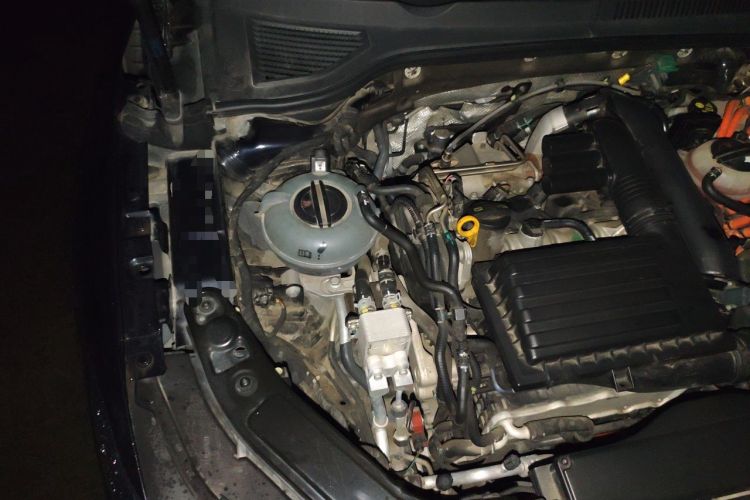 Used Volkswagen Passat New Energy 2020 430 PHEV Hybrid Elite Edition China VI Standard Engine Bay Right