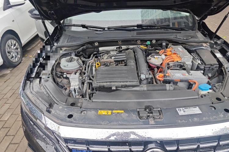 Used Volkswagen Passat New Energy 2020 430 PHEV Hybrid Luxury Edition China VI Standard Engine Bay Right