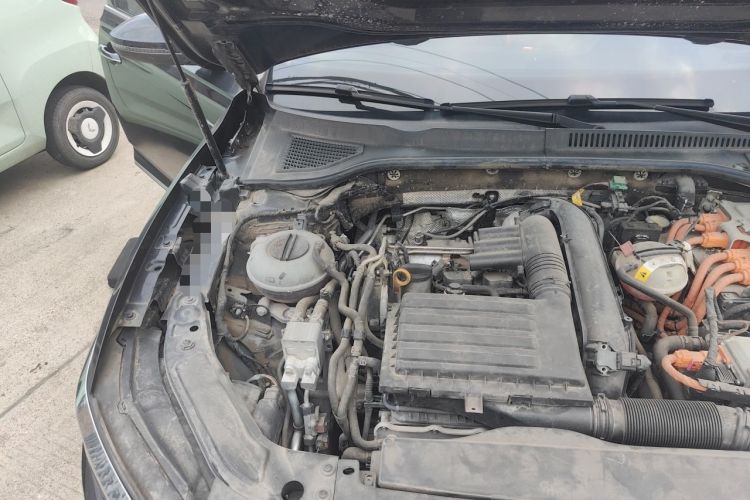 Used Volkswagen Passat New Energy 2020 430 PHEV Hybrid Luxury Edition China VI Standard Engine Bay Right