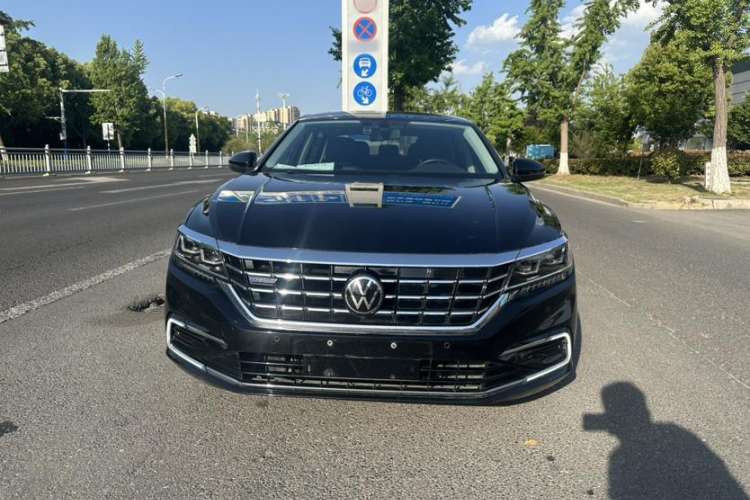 Used Volkswagen Passat New Energy 2020 430 PHEV Hybrid Luxury Edition China VI Standard Exterior 1