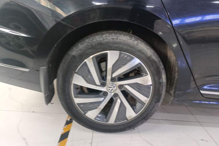 Used Volkswagen Passat New Energy 2020 430 PHEV Hybrid Elite Edition China VI Standard Exterior 5