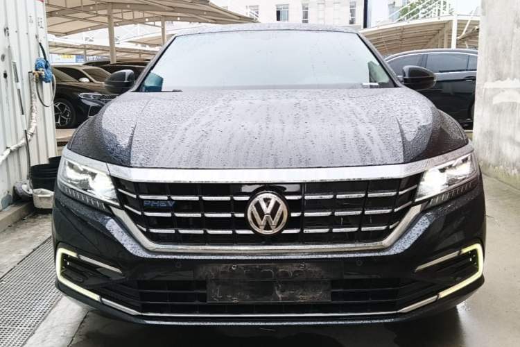 Used Volkswagen Passat New Energy 2020 430 PHEV Hybrid Luxury Edition China VI Standard Front