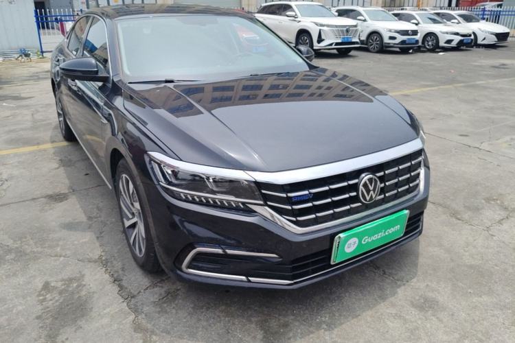 Used Volkswagen Passat New Energy 2020 430 PHEV Hybrid Luxury Edition China VI Standard Front Right 45 Deg