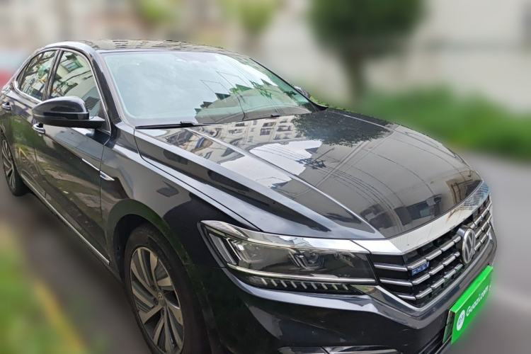 Used Volkswagen Passat New Energy 2020 430 PHEV Hybrid Luxury Edition China VI Standard Front Right 45 Deg