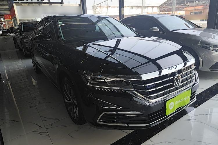 Used Volkswagen Passat New Energy 2020 430 PHEV Hybrid Luxury Edition China VI Standard Front Right 45 Deg