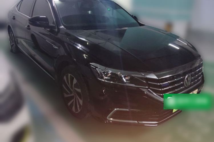 Used Volkswagen Passat New Energy 2020 430 PHEV Hybrid Elite Edition China VI Standard Front Right 45 Deg
