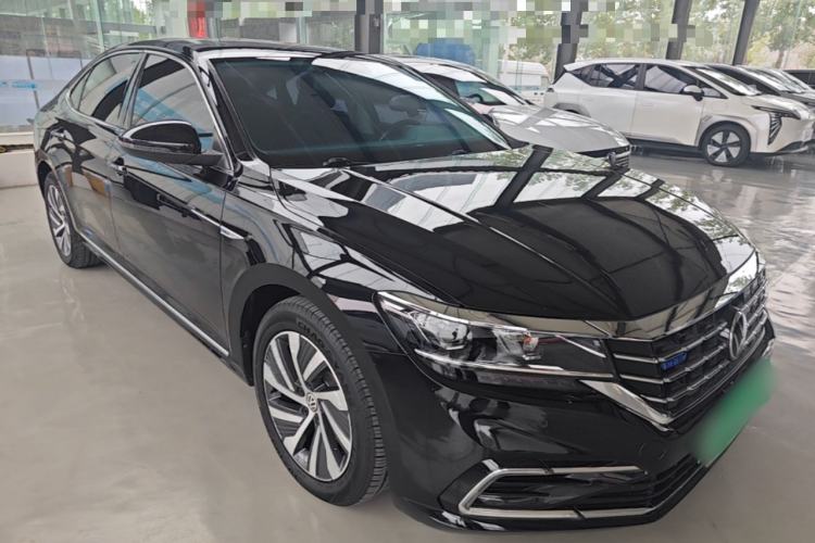 Used Volkswagen Passat New Energy 2020 430 PHEV Hybrid Elite Edition China VI Standard Front Right 45 Deg