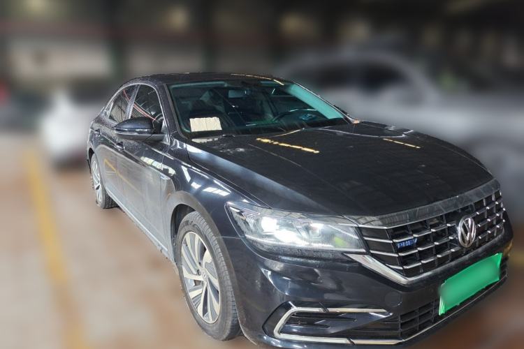 Used Volkswagen Passat New Energy 2020 430 PHEV Hybrid Elite Edition China VI Standard Front Right 45 Deg