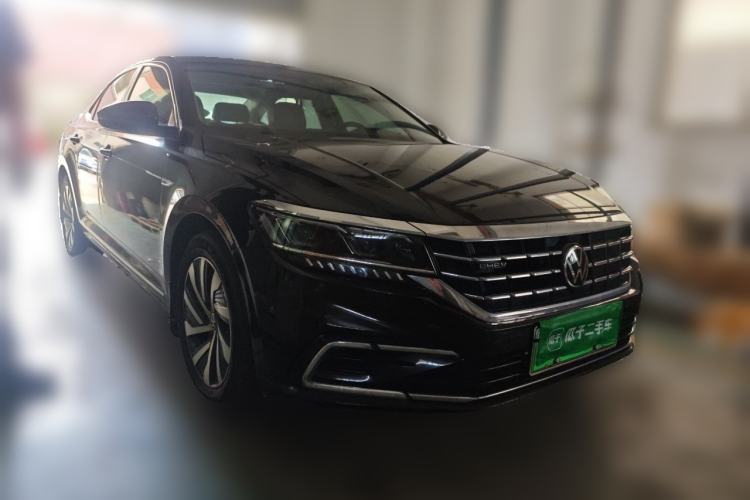 Used Volkswagen Passat New Energy 2020 430 PHEV Hybrid Luxury Edition China VI Standard Front Right 45 Deg