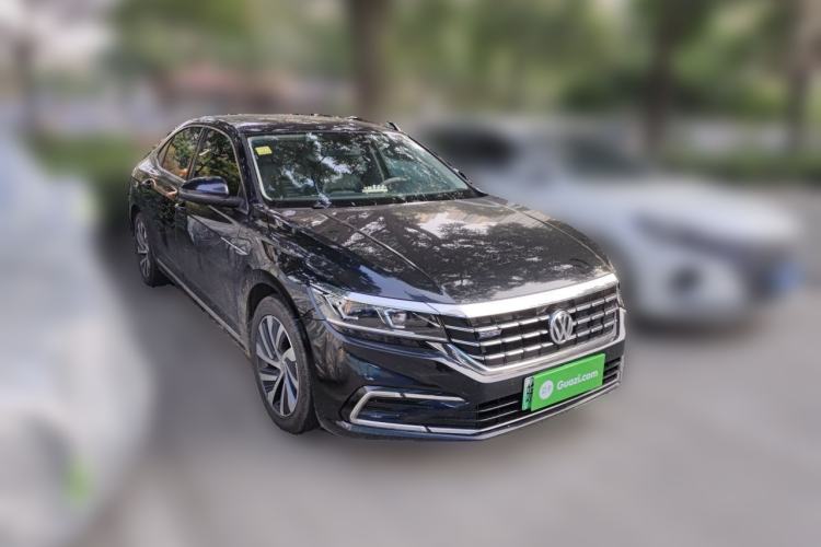 Used Volkswagen Passat New Energy 2020 430 PHEV Hybrid Elite Edition China VI Standard Front Right 45 Deg