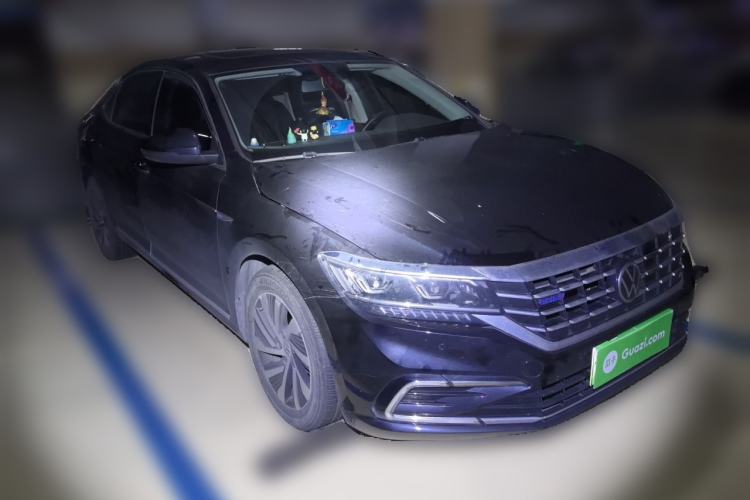 Used Volkswagen Passat New Energy 2020 430 PHEV Hybrid Luxury Edition China VI Standard Front Right 45 Deg