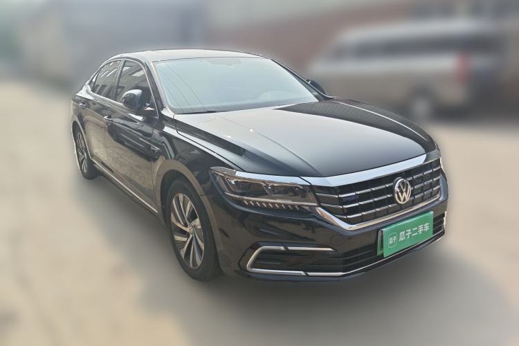Used Volkswagen Passat New Energy 2020 430 PHEV Hybrid Luxury Edition China VI Standard Front Right 45 Deg