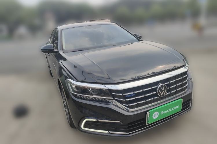 Used Volkswagen Passat New Energy 2020 430 PHEV Hybrid Luxury Edition China VI Standard Front Right 45 Deg