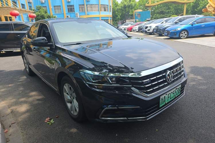 Used Volkswagen Passat New Energy 2020 430 PHEV Hybrid Elite Edition China VI Standard Front Right 45 Deg