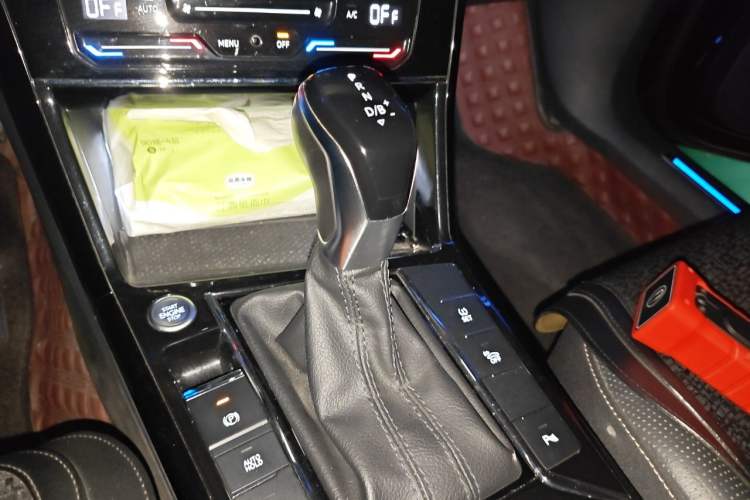 Used Volkswagen Passat New Energy 2020 430 PHEV Hybrid Luxury Edition China VI Standard Gear Lever