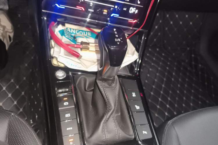Used Volkswagen Passat New Energy 2020 430 PHEV Hybrid Luxury Edition China VI Standard Gear Lever