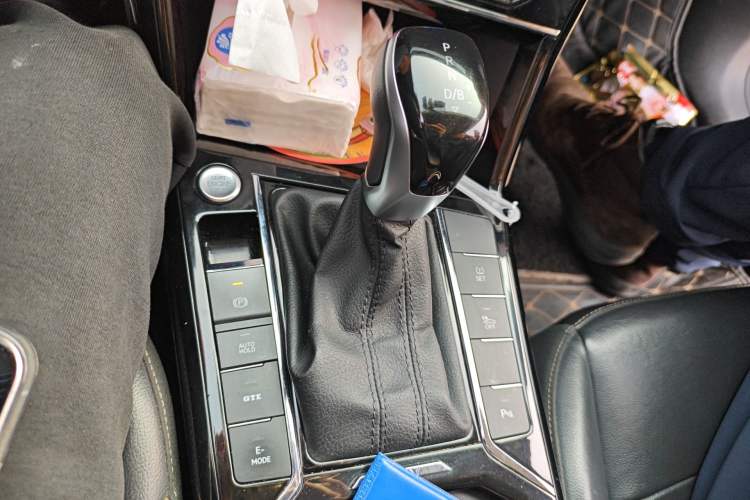 Used Volkswagen Passat New Energy 2020 430 PHEV Hybrid Elite Edition China VI Standard Gear Lever