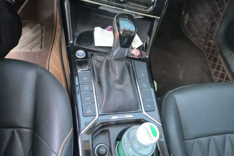 Used Volkswagen Passat New Energy 2020 430 PHEV Hybrid Luxury Edition China VI Standard Gear Lever