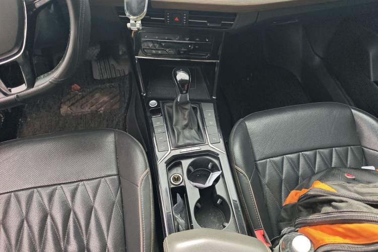 Used Volkswagen Passat New Energy 2020 430 PHEV Hybrid Luxury Edition China VI Standard Gear Lever