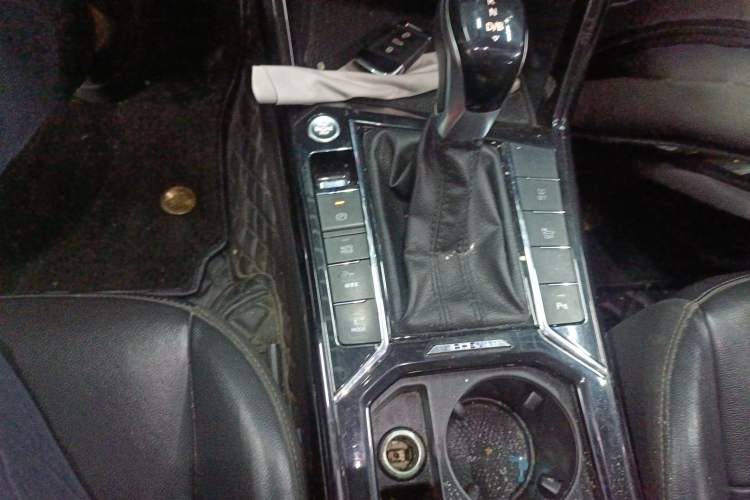 Used Volkswagen Passat New Energy 2020 430 PHEV Hybrid Elite Edition China VI Standard Gear Lever